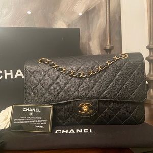 SOLD OUT””””Medium vintage classic double flap 💲9️⃣5️⃣5️⃣0️⃣